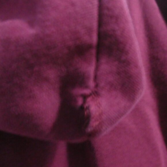 PENGUIN by MUNSINGWEAR | large | Burgundy Hooded Sweatshirt / Hoodie - Picture 16 of 16